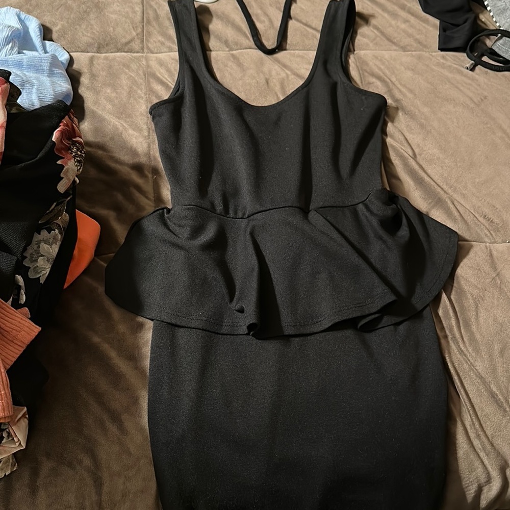 Body-con dress